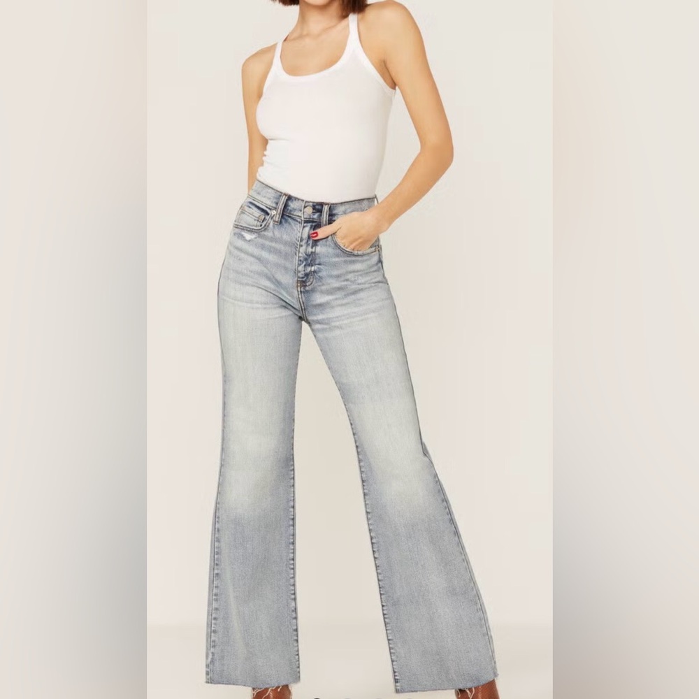 High-Rise Light Blue Flare Jeans - Women's Wide Leg
